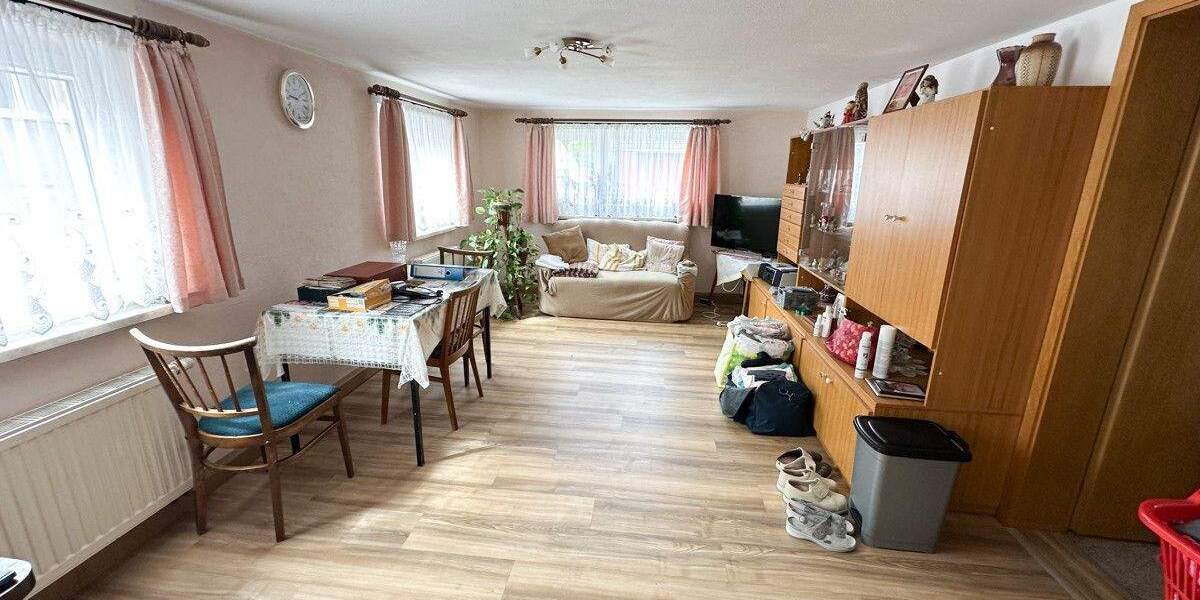 Mehrfamilienhaus, Wohnhaus Zwönitz / Niederzwönitz Zwönitz - 1 Zimmer, 150 m&sup2;, 69.000&euro; | Angebot:25744609