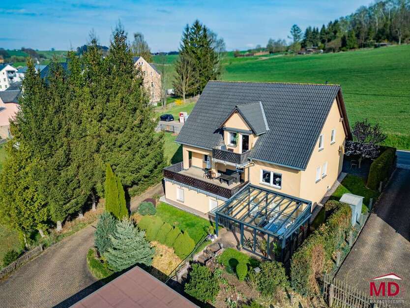 Haus zum Kaufen in Lugau 385.000 € 256 m²