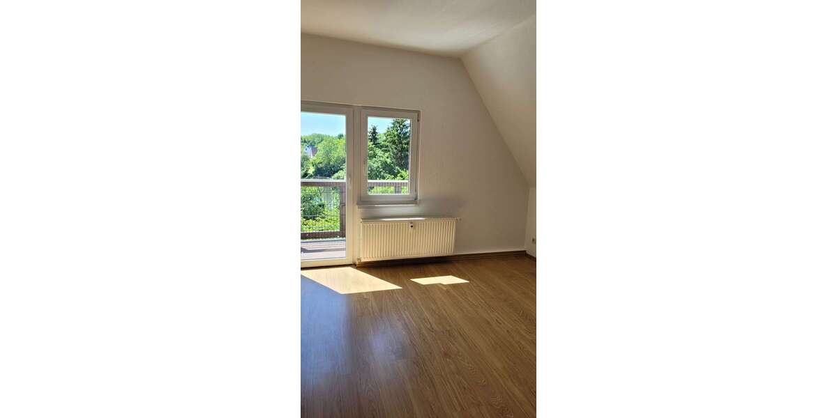 Etagenwohnung Erlau Schweikershain - 4 Zimmer, 70 m&sup2;, 390&euro; | Angebot:22449798