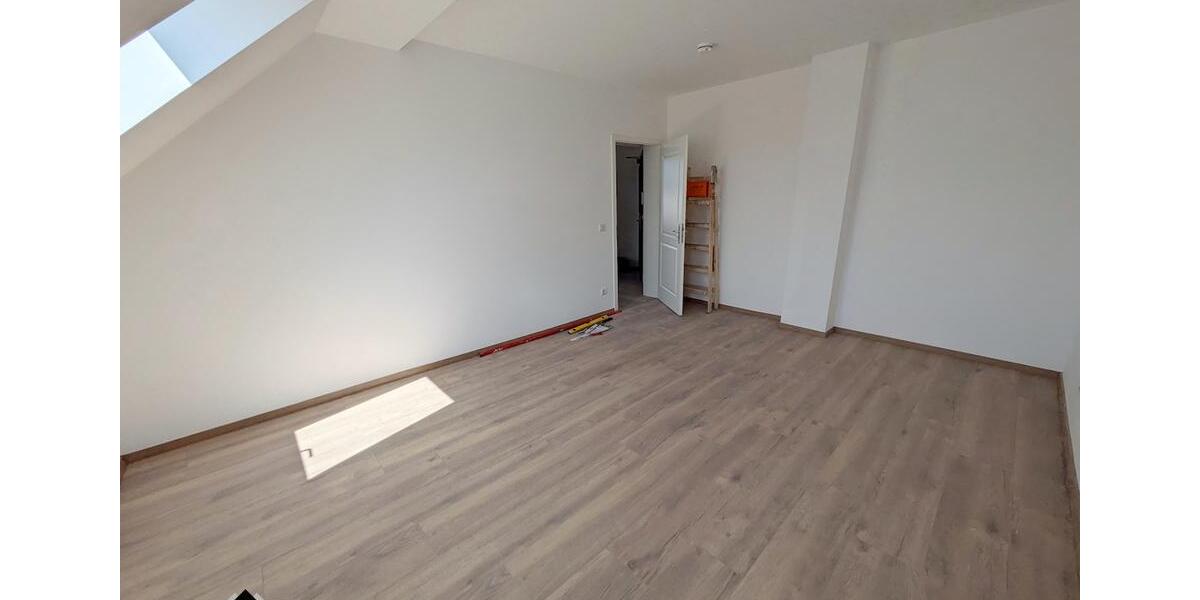 Dachgeschoßwohnung Chemnitz Hilbersdorf - 3 Zimmer, 74 m&sup2;, 478&euro; | Angebot:26321904