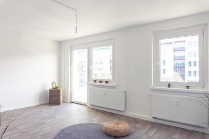 Wohnung Chemnitz Altendorf - 3 Zimmer, 65 m&sup2;, 436&euro; | Angebot:26701347