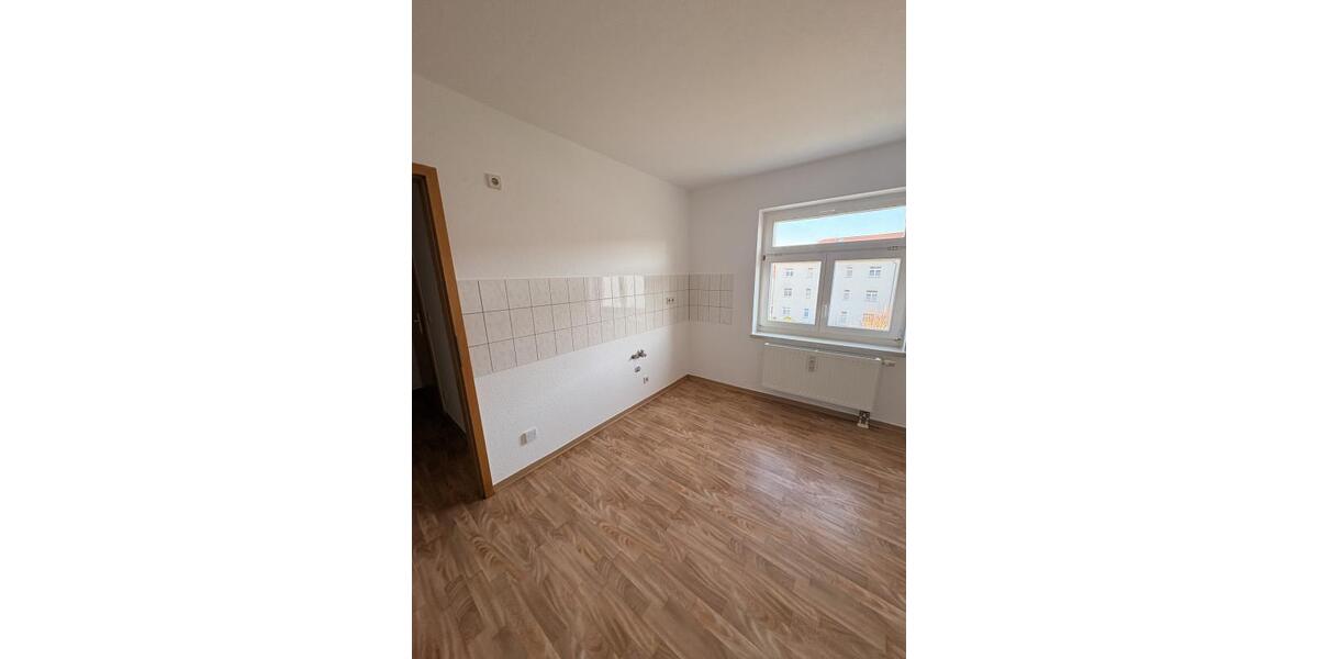 Etagenwohnung Chemnitz Adelsberg - 2 Zimmer, 51 m&sup2;, 334&euro; | Angebot:26453304