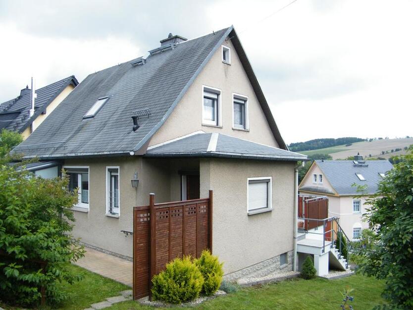 +++ Vermietung gepflegtes freistehendes Haus mit Garten +++