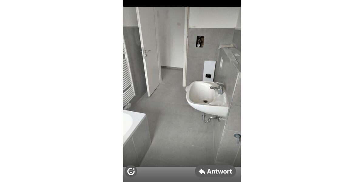 Erdgeschoßwohnung Chemnitz Ebersdorf - 3 Zimmer, 75 m&sup2;, 450&euro; | Angebot:26221945