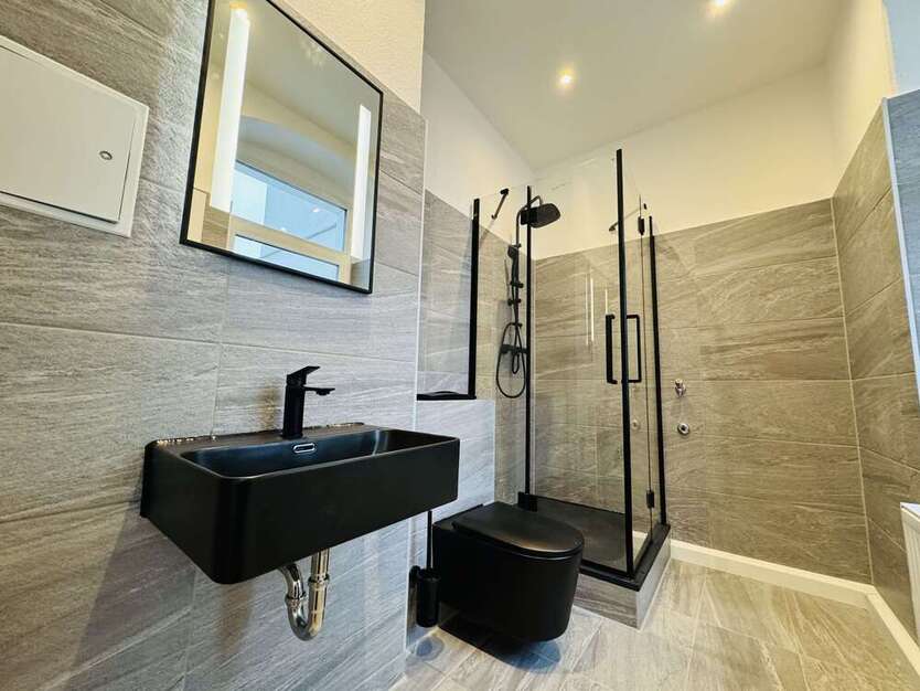 Wohnung zum Mieten in Chemnitz 560 € 93.6 m²