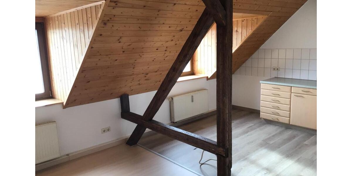 Maisonettenwohnung Chemnitz Kapellenberg - 3 Zimmer, 83 m&sup2;, 120.000&euro; | Angebot:26623954