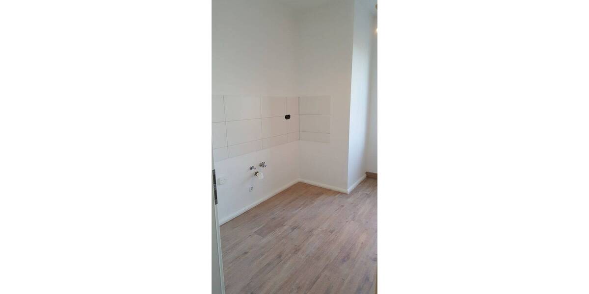Großes Wohnhaus in mieterfreundlicher Stadtlage - Mehrfamilienhaus, Wohnhaus Chemnitz Hilbersdorf | Angebot:26405897