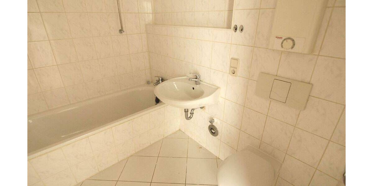 Etagenwohnung Frankenberg Dittersbach - 2 Zimmer, 38.000&euro; | Angebot:25689465