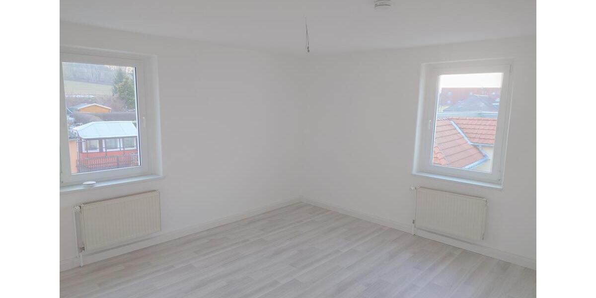 Etagenwohnung Oberschöna - 5 Zimmer, 110 m&sup2;, 900&euro; | Angebot:24767996