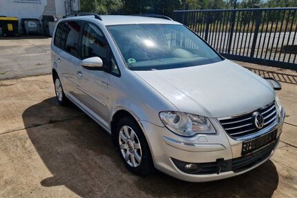 VW Touran 196.000 km 999 &euro; Chemnitz 09127