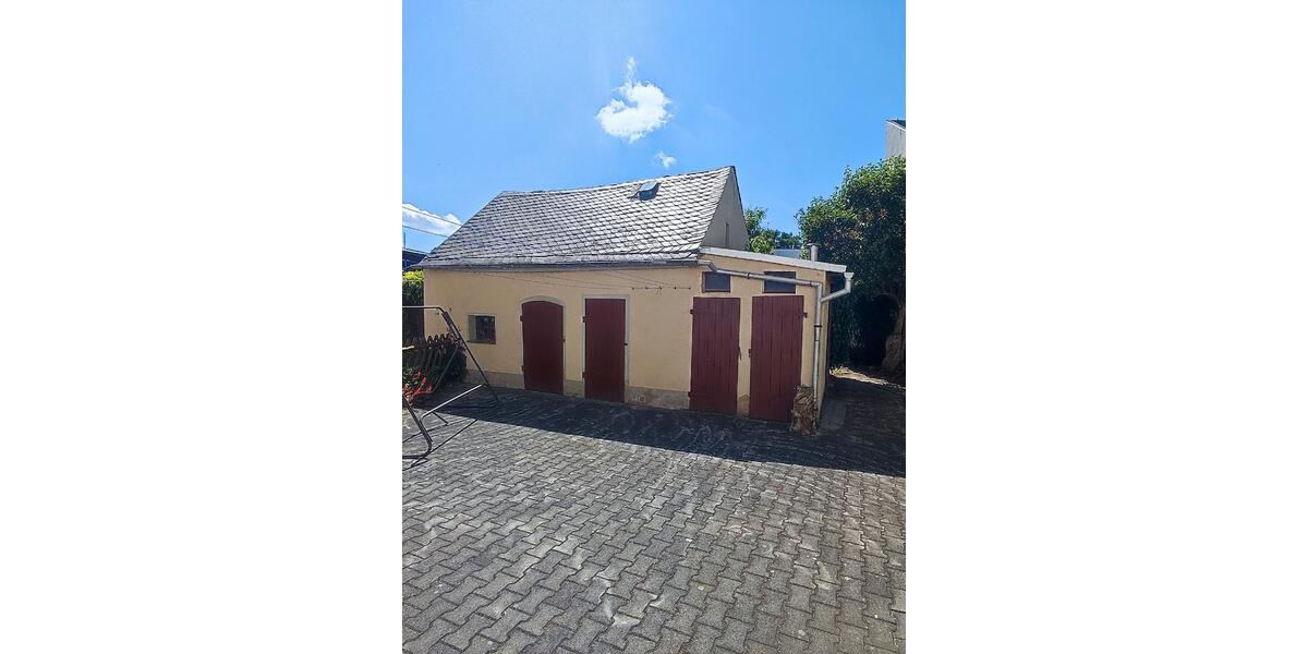 Reihenhaus Hartha - 9 Zimmer, 140 m&sup2;, 99.000&euro; | Angebot:26858167