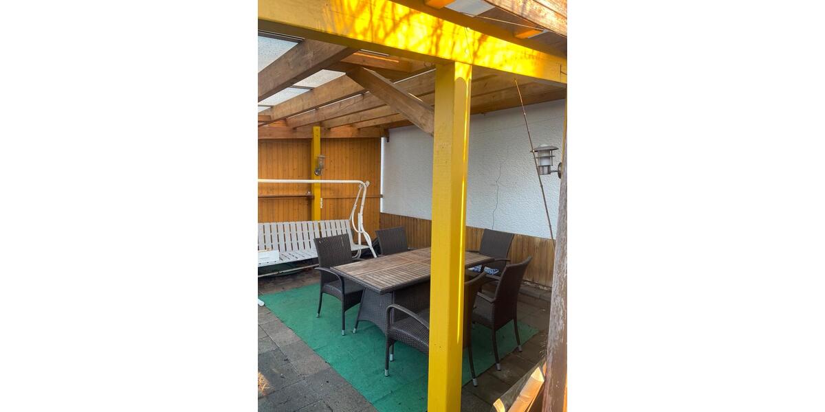 Doppelhaushälfte in ruhiger Lage – viel Platz & Potenzial! 4 zimmer