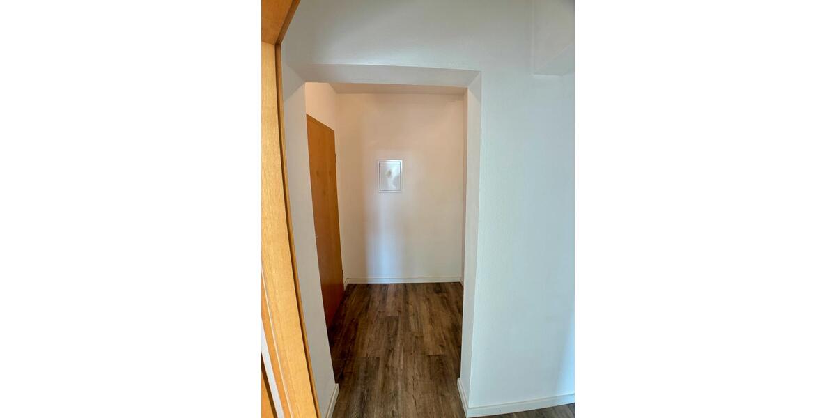 Etagenwohnung Limbach-Oberfrohna Oberfrohna - 2 Zimmer, 43 m&sup2;, 280&euro; | Angebot:26614619