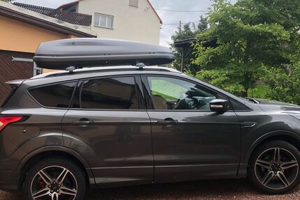 Ford Kuga 102.000 km 17.200 € St. Egidien 09356