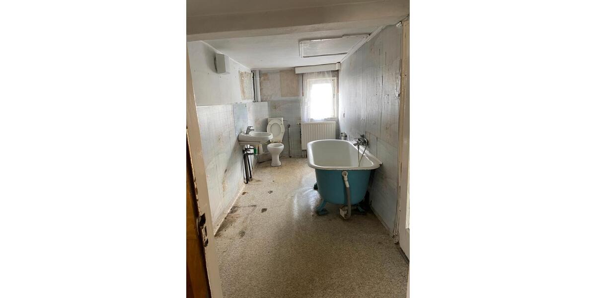 Einfamilienhaus Limbach-Oberfrohna Oberfrohna - 4 Zimmer, 124 m&sup2;, 46.000&euro; | Angebot:26619876