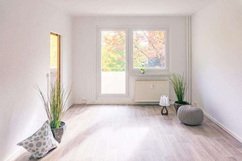 Wohnung zum Mieten in Chemnitz 351 € 68.07 m²
