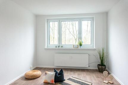 Wohnung Chemnitz Adelsberg - 3 Zimmer, 70 m&sup2;, 439&euro; | Angebot:26447443