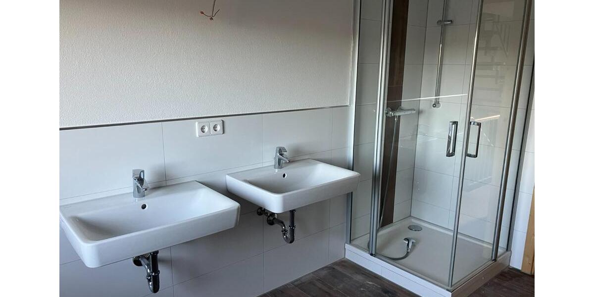 Haus mit großer Garage in Röhrsdorf 4 zimmer