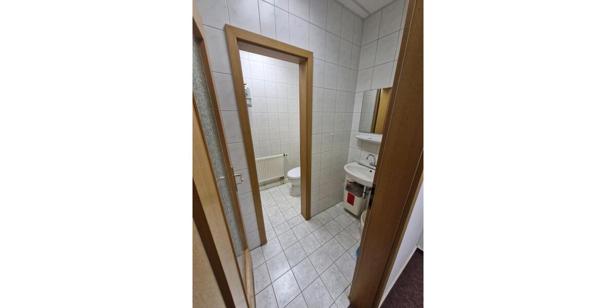 Zentral gelegene Büroflächen im Stadtzentrum von Oederan zimmer