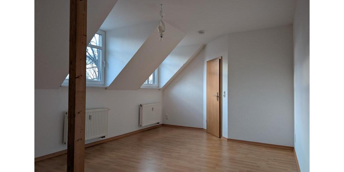 Dachgeschoßwohnung Chemnitz Kapellenberg - 3 Zimmer, 75 m&sup2;, 62.800&euro; | Angebot:26926346