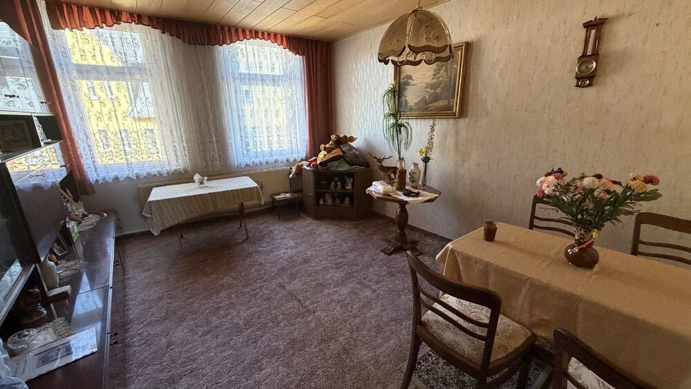 Wohnen und Arbeiten unter einem Dach – Renditestarkes Stadthaus in Geringswalde - Mehrfamilienhaus, Wohnhaus Geringswalde | Angebot:26943688