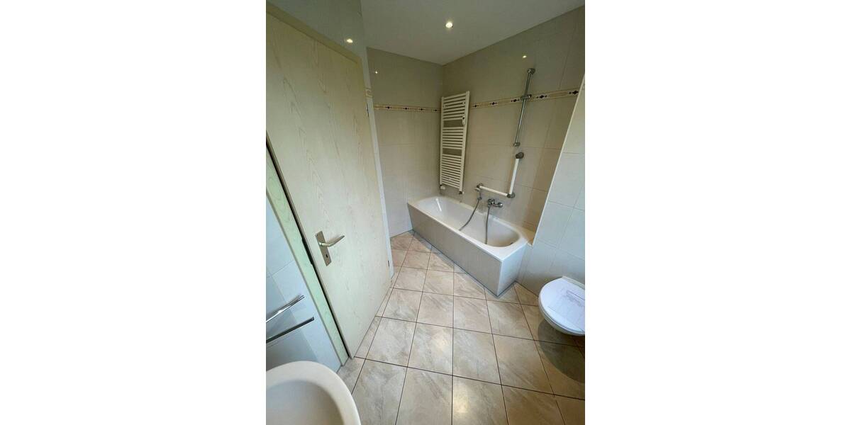 Etagenwohnung Chemnitz Gablenz - 2 Zimmer, 47 m&sup2;, 305&euro; | Angebot:26487718