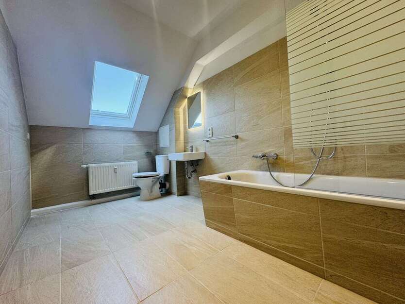 Wohnung zum Mieten in Chemnitz 670 € 95.2 m²