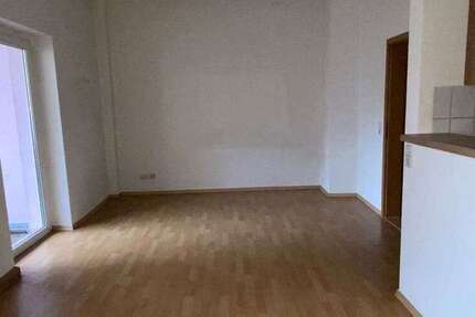 Wohnung zum Mieten in Chemnitz 287 € 52.09 m²