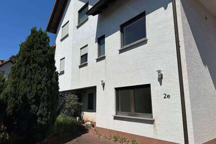 Haus zum Mieten in Niedermohr 1.350 € 189 m²