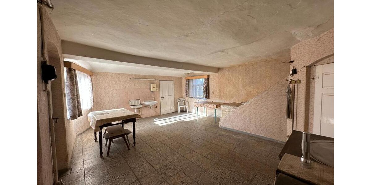 Bauernhaus, Landhaus Waldheim - 15 Zimmer, 200 m&sup2;, 80.000&euro; | Angebot:26285994