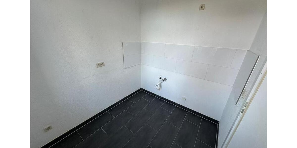 Erdgeschoßwohnung Chemnitz Borna-Heinersdorf - 3 Zimmer, 58 m&sup2;, 289&euro; | Angebot:25376923