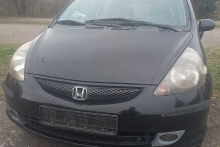 Honda Jazz 241.155 km 750 &euro; Chemnitz 09120