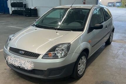 Ford Fiesta 37.616 km 4.500 € Chemnitz 09111
