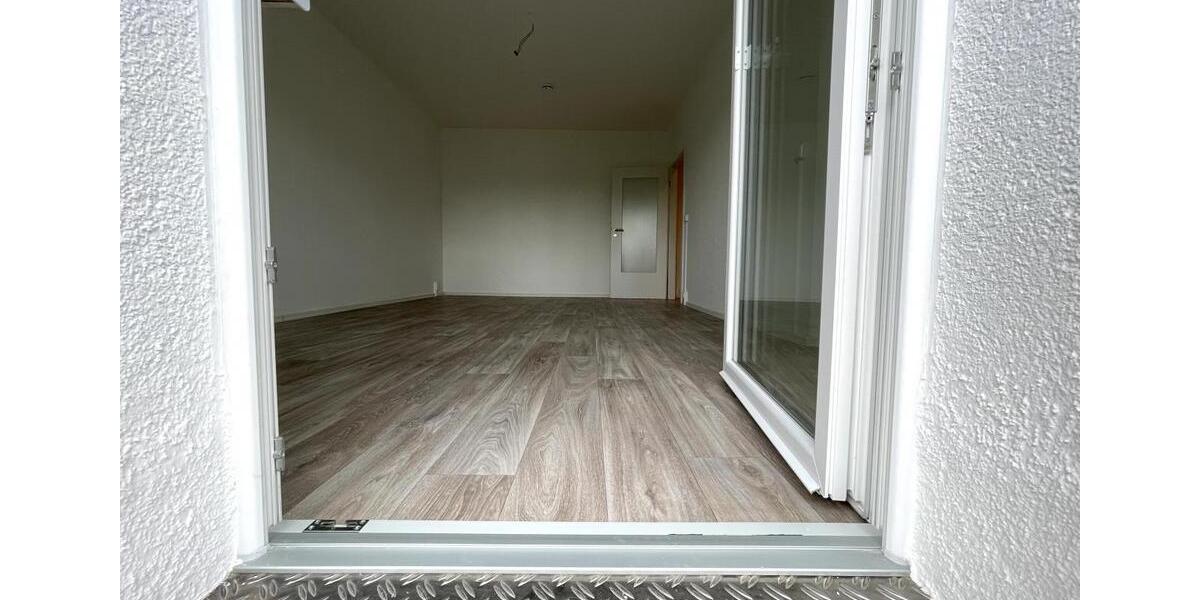 Moderne 2,5-Raumwohnung mit ebenerdiger Dusche und großer Küche zimmer