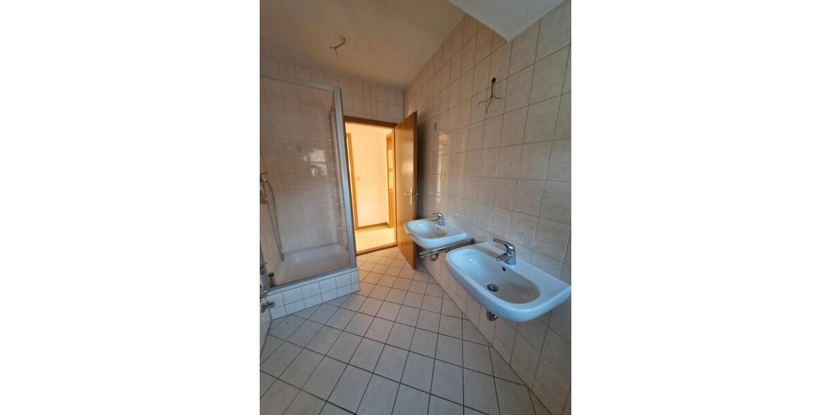 Dachgeschoßwohnung Oederan - 4 Zimmer, 88 m&sup2;, 481&euro; | Angebot:26032021