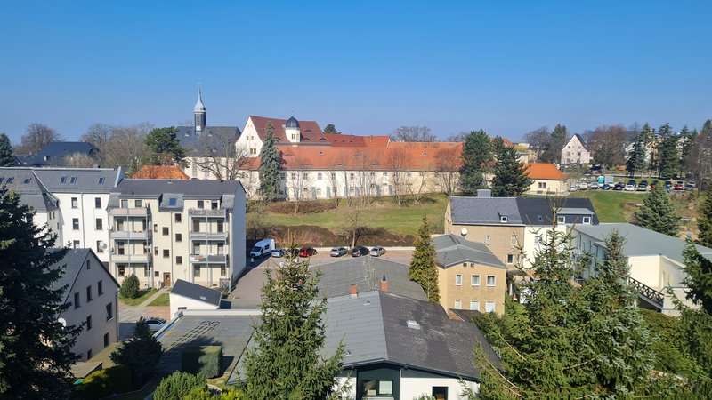 Wohnung zum Kaufen in Limbach-Oberfrohna 65.000 € 68 m² 3 zimmer