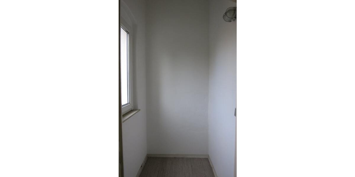 VOLL IM TREND - Wohnung mit Einbauküche und Balkon jetzt KAUFEN anstatt mieten!!! - Etagenwohnung Chemnitz Sonnenberg | Angebot:22181790