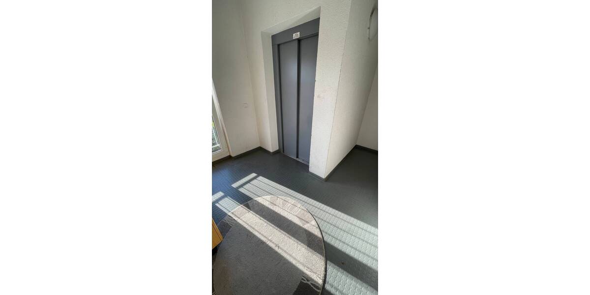 Zimmer Chemnitz Sonnenberg - 3 Zimmer, 70 m&sup2;, 350&euro; | Angebot:26243666