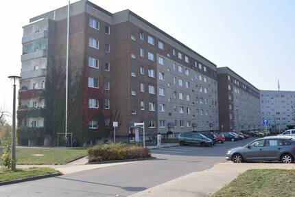 Wohnung Hainichen - 3 Zimmer, 68 m&sup2;, 345&euro; | Angebot:26411045