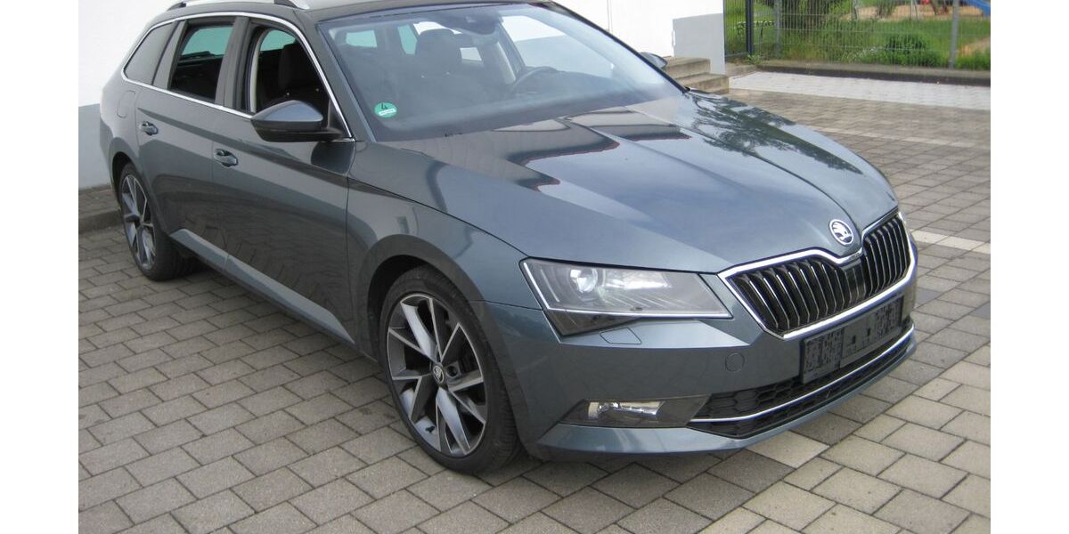 Skoda Superb 209.400 km 11.990 &euro; Chemnitz 09125