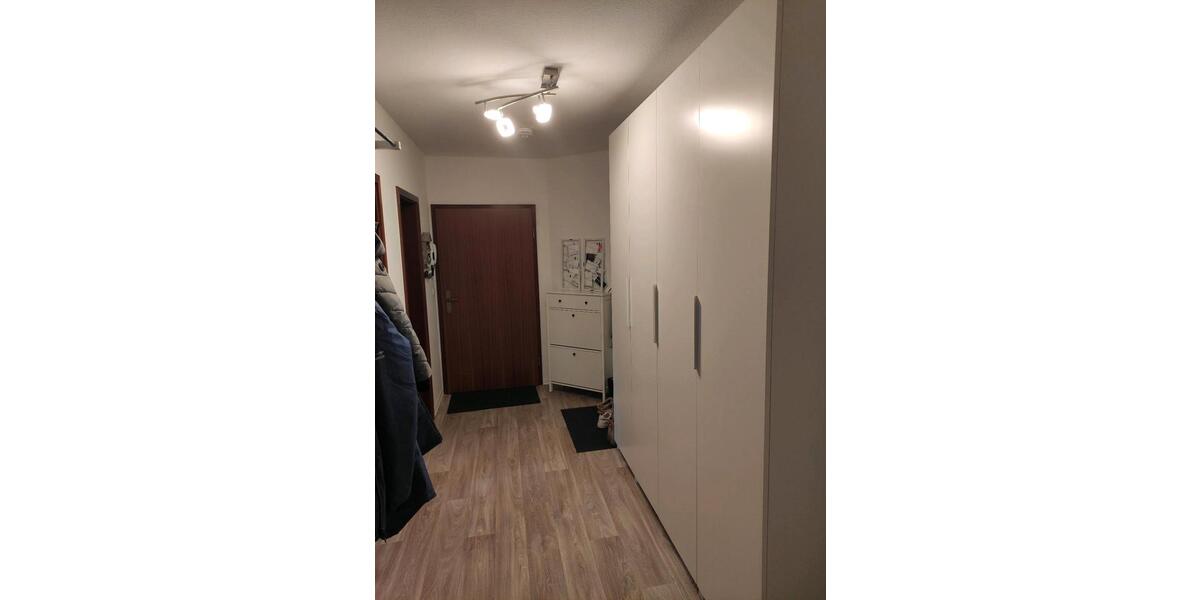 Etagenwohnung Oelsnitz (Erzgebirge) - 2 Zimmer, 65 m&sup2;, 536&euro; | Angebot:26254480