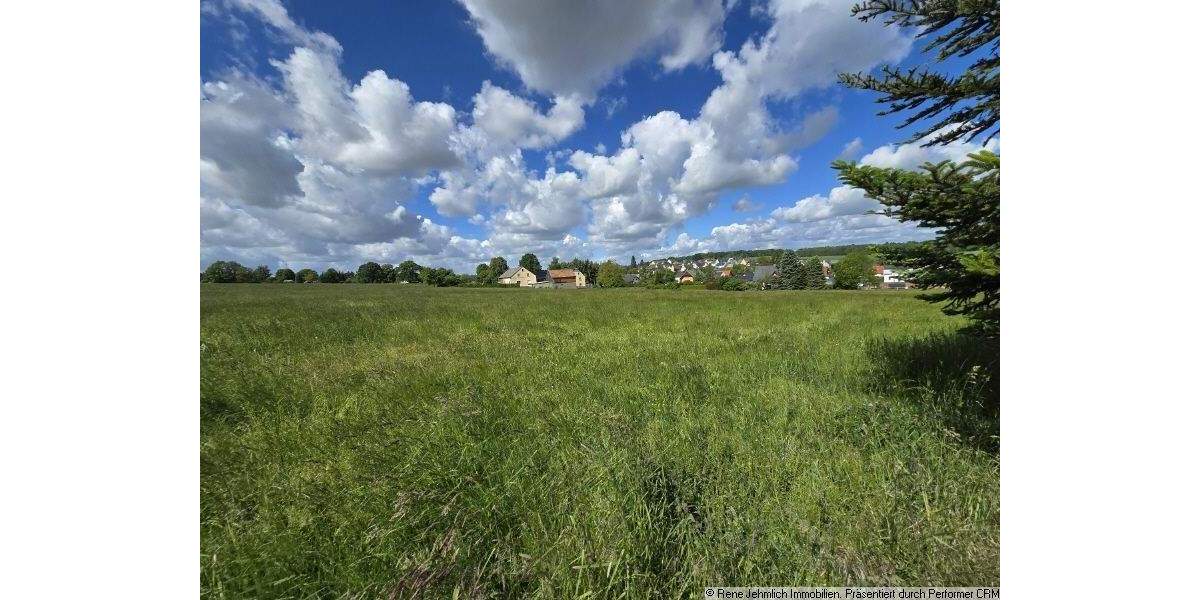 2 schöne ebene Grundstücke in Taura... ca. 36m x 27m zimmer