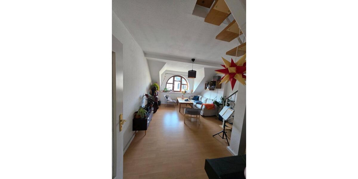 Dachgeschoßwohnung Chemnitz Hilbersdorf - 3 Zimmer, 80 m&sup2;, 440&euro; | Angebot:25905360