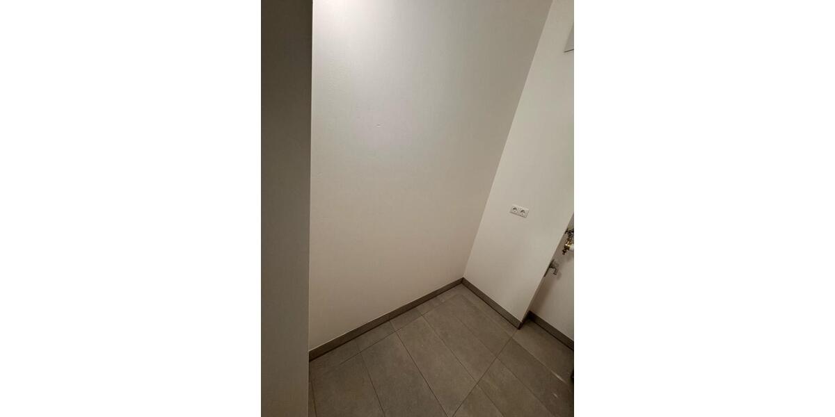 Etagenwohnung Chemnitz Hilbersdorf - 4 Zimmer, 95 m&sup2;, 915&euro; | Angebot:26110630