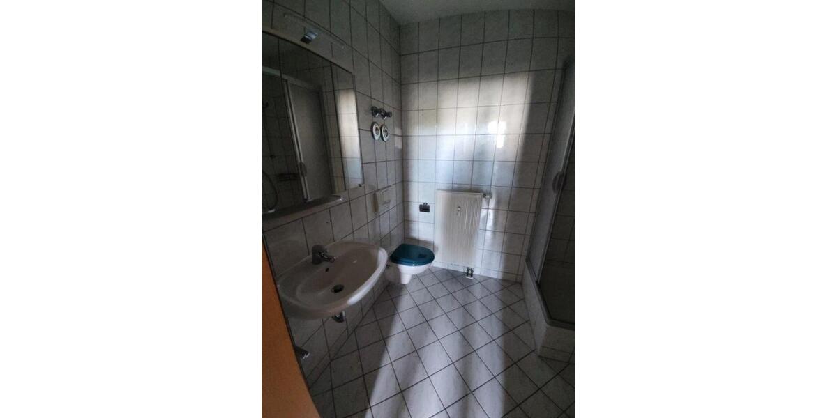 Dachgeschoßwohnung Grünhainichen - 3 Zimmer, 55 m&sup2;, 240&euro; | Angebot:12497011