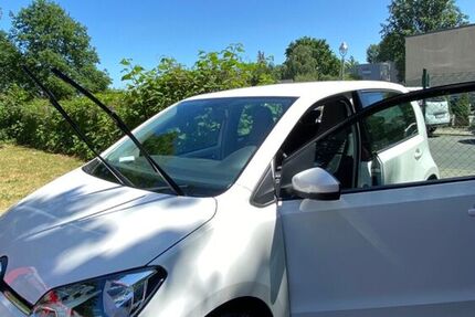 VW UP