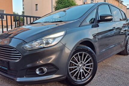 Ford S-Max 65.286 km 12.950 &euro; Limbach-Oberfrohna 09212
