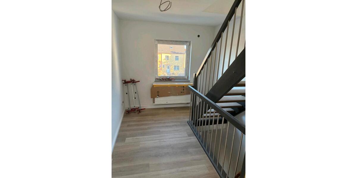 Etagenwohnung Mittweida - 2 Zimmer, 90 m&sup2;, 1.200&euro; | Angebot:26265623