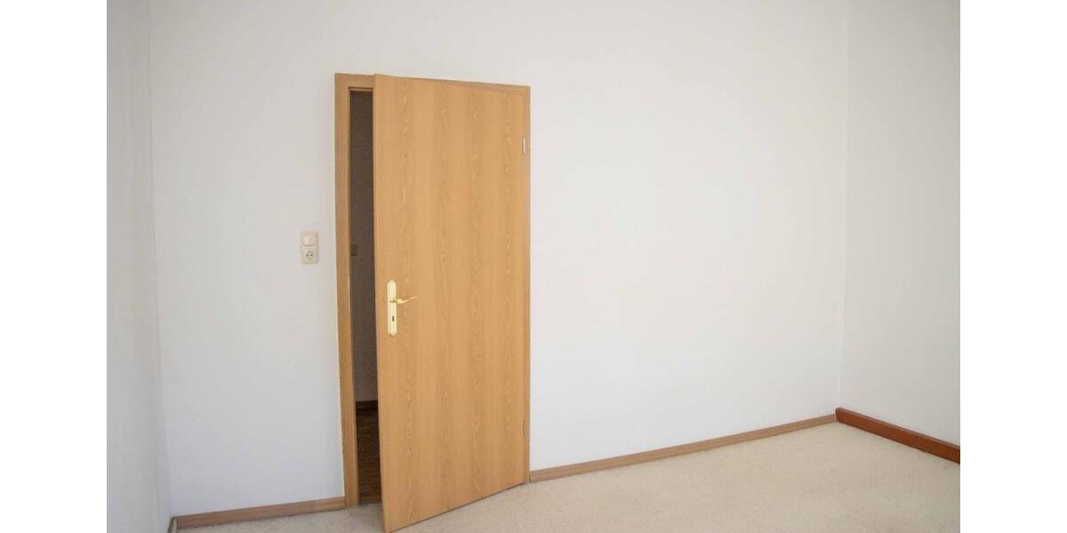 5-Raum Wohnung mit Wintergarten in Marienberg, zu vermieten 5 zimmer