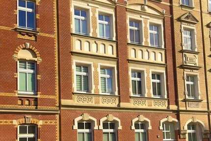 Wohnung zum Kaufen in Zwickau 54.800 € 43.5 m²